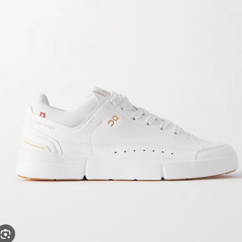 On Cloud Women’s THE ROGER Centre Court Tennis Shoes Size 6 White